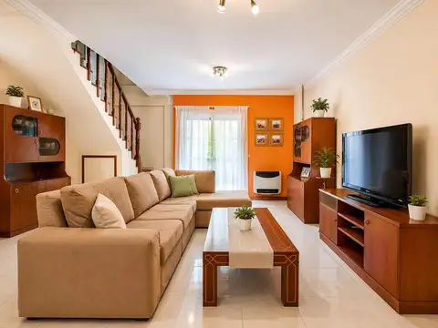 Casa en Villa Santa Rita - VENTA
