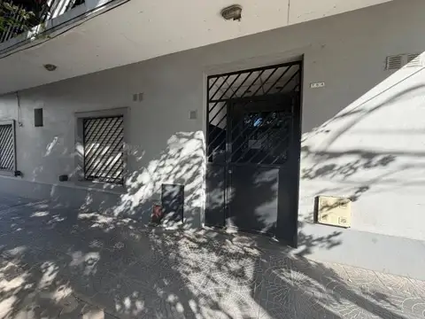 DEPARTAMENTO EN ALQUILER DE 2 AMBIENTES EN PLANTA BAJA