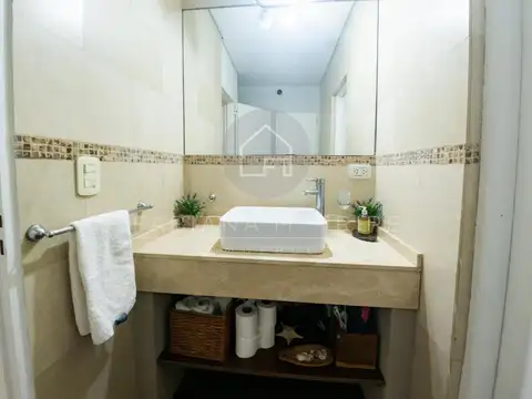 Impecable Casa Minimalista en Venta 4 ambientes