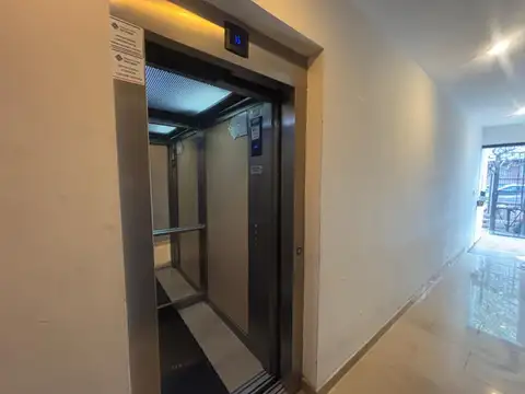 Departamento Monoambiente con balcón y cochera