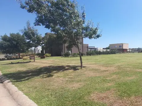 Hermoso Terreno en venta Haras Santa Maria