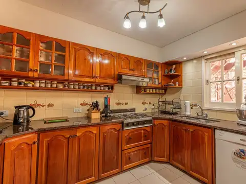 Casa en Venta con 1 cochera