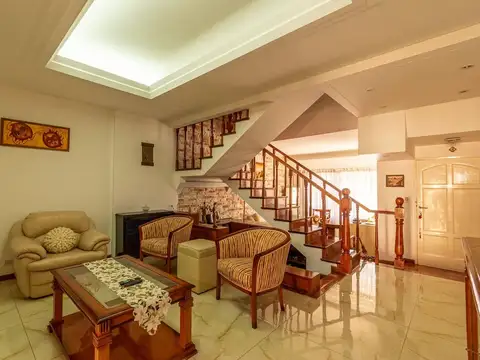 VENTA CASA 5 AMBIENTES SANTOS LUGARES APTO CREDITO