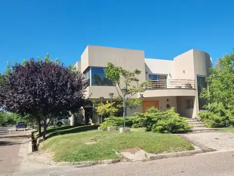 Venta de Bellisima casa en Rincón de Terrada