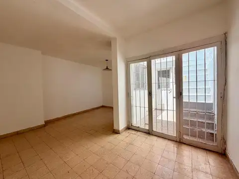 Departamento PH en Planta Baja 1 Dormitorio con patio