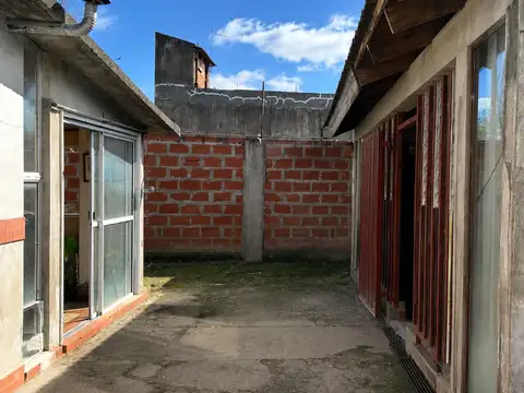Casa en Venta en Mariano Acosta, USD 45.000