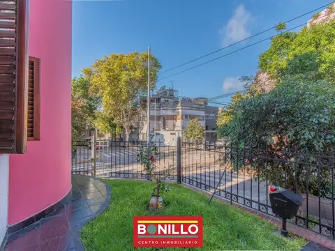 Casa en Alquiler en Parque Chas, USD 2.900