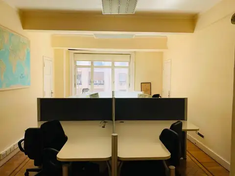 Oficina 4 ambientes con 2 baños