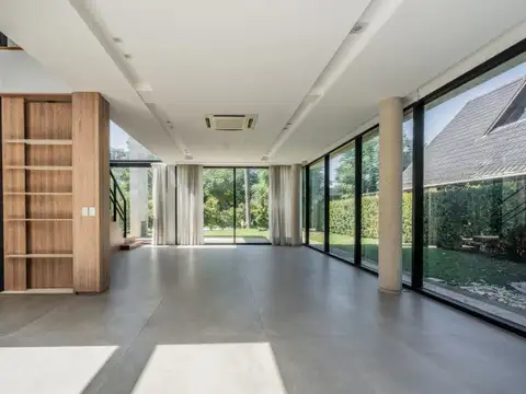 Casa 4 ambientes con 3 baños