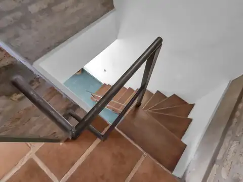 Depto Tipo Casa en Venta 50 años