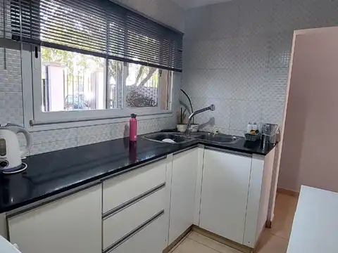 Casa en Venta en Barrio 2 De Abril, USD 140.000
