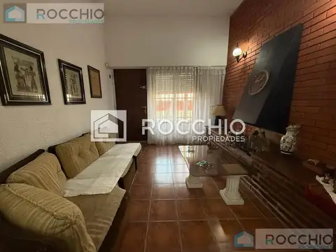Casa en venta 4 ambientes Villa Maipu