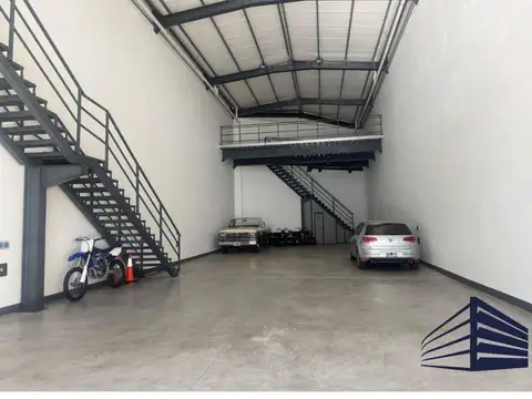 Galpon en Venta 8,66  mts Frente