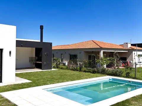 C. El Deslinde 1100, Piso C.