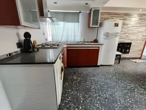 Depto Tipo Casa en Venta de 4 ambientes