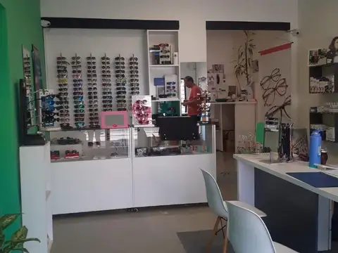 En Venta! 2 Locales Comerciales Y Galpon