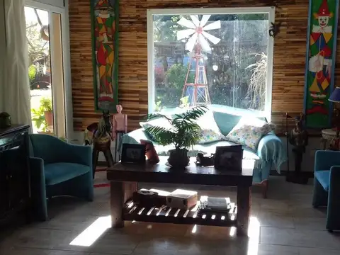 Casa en Alquiler en Benavidez, USD 2.200