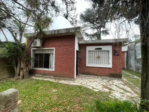 Casa en Venta en Don Torcuato, USD 78.000