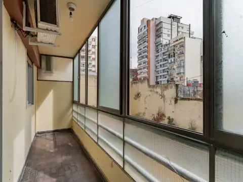 Venta departamento 3 ambientes luminoso en Recoleta