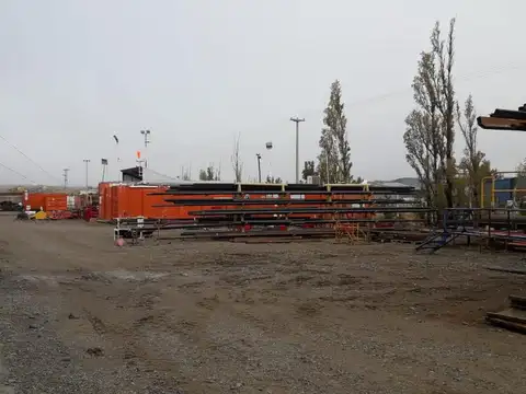 LAS HERAS - BASE OPERATIVA A METROS DE RUTA 43, MUY BUEN ESTADO.