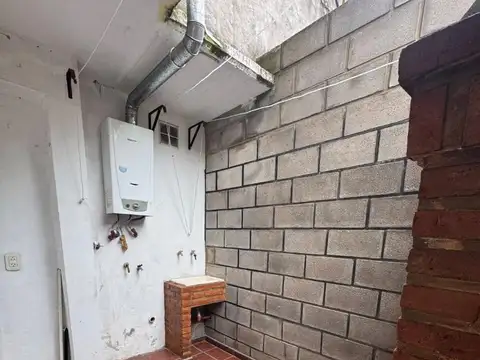 Depto Tipo Casa 3 ambientes con 1 baño