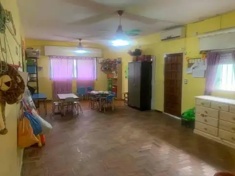 Casa en ALQUILER (USO COMERCIAL) - Zona Boedo-