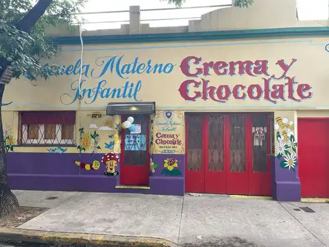 Castro Barros 900