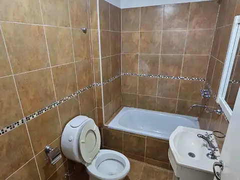 Departamento 3 ambientes con 1 baño