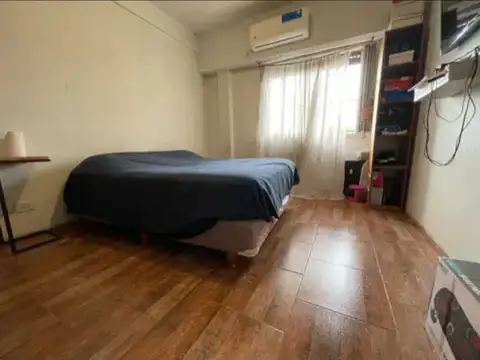 Depto Tipo Casa 4 ambientes con 2 baños