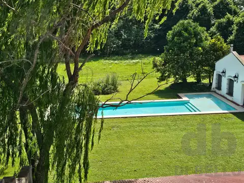 Quinta en Alquiler Temporal con 4 cocheras