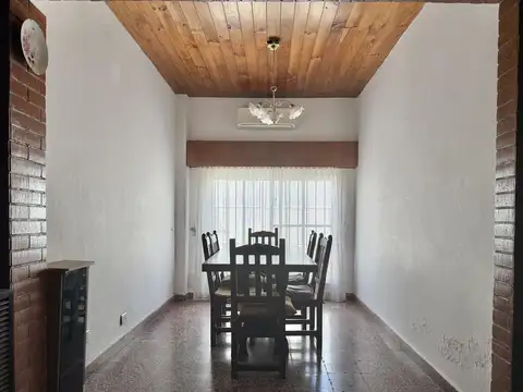 Depto Tipo Casa en Venta 50 años
