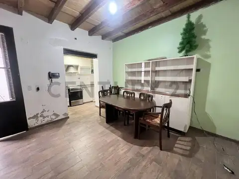 José Mármol 700, Piso 0