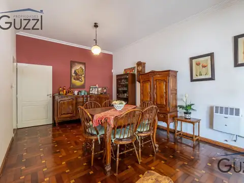 Casa 5 ambientes con 1 baño