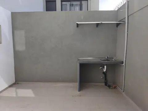 DEPARTAMENTO 2 AMBIENTES A ESTRENAR C/PATIO. APTO PROFESIONAL/VIVIENDA. AV. BELGRANO 1282 AVELLANEDA