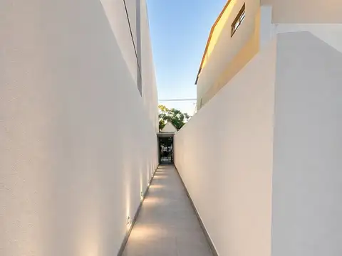 Depto Tipo Casa en Venta en Haedo, USD 85.000