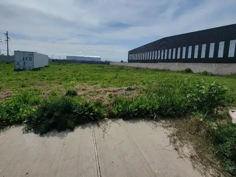 Terreno en Zona Industrial en Venta