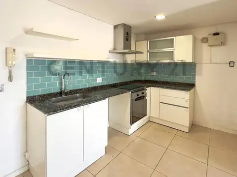 AV DE LOS LAGOS 3100