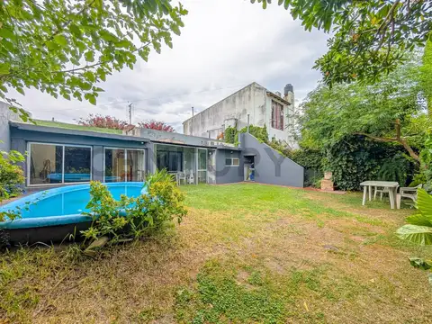 CASA | 4 AMBIENTES | PILETA | RECICLADA | COCHERA CUBIERTA | FISHERTON