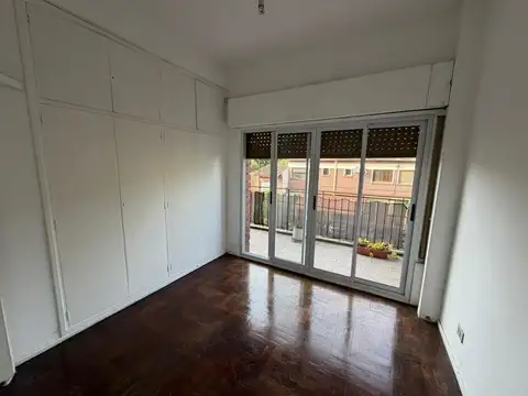 Departamento en Alquiler en Castelar, $ 750.000