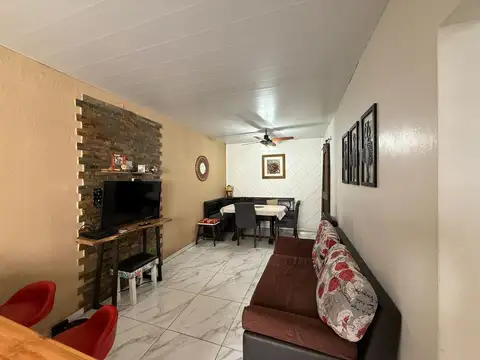 Depto Tipo Casa en Venta de 3 ambientes
