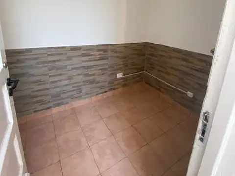 Depto Tipo Casa en Venta en Mataderos, USD 85.000
