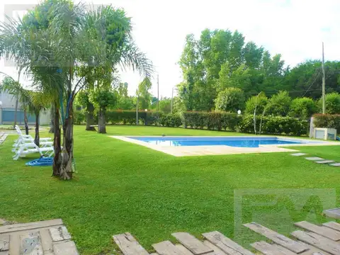 Casa en Venta en Francisco Alvarez, USD 299.000