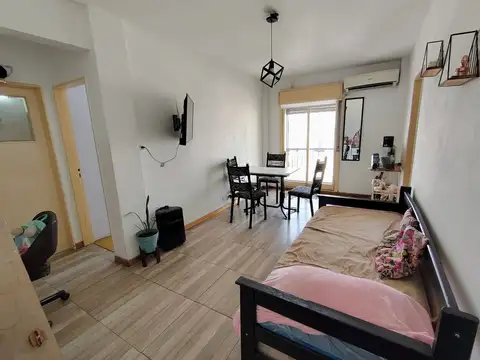 Departamento 2 ambientes Venta Avellaneda Luminoso
