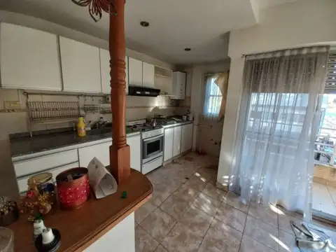 Departamento 9 ambientes con 1 baño