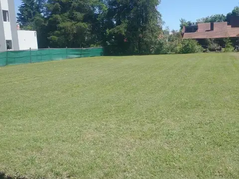 Terreno en venta - 901Mts2 - Las Brisas Country Club, Pilar