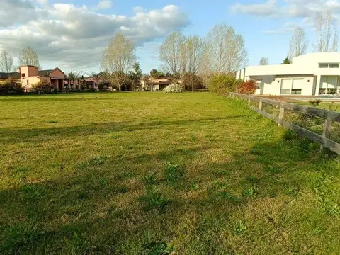 Terreno en Venta en Lomas de San Francisco, USD 38.000