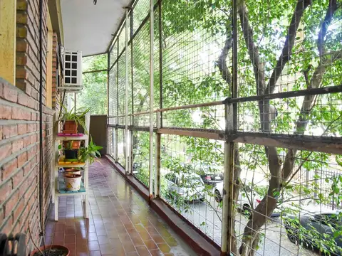 DEPARTAMENTO VENTA COLEGIALES 4 AMBIENTES BALCON