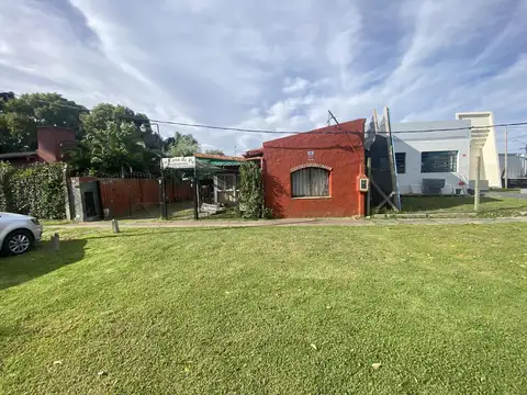 CAMINO CENTENARIO E/ 54 Y 55