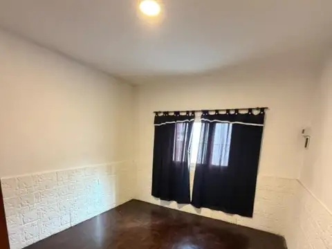 Depto Tipo Casa en Alquiler de 3 ambientes