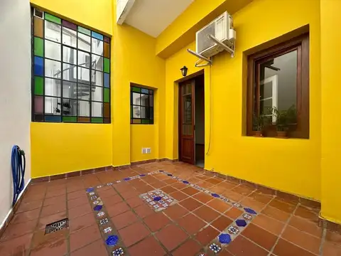 Depto Tipo Casa en Venta en Almagro, USD 165.000